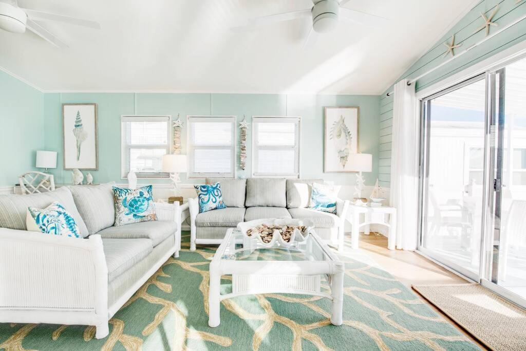 Oceania... Water Front Retreat ~ Villa Cudjoe Key