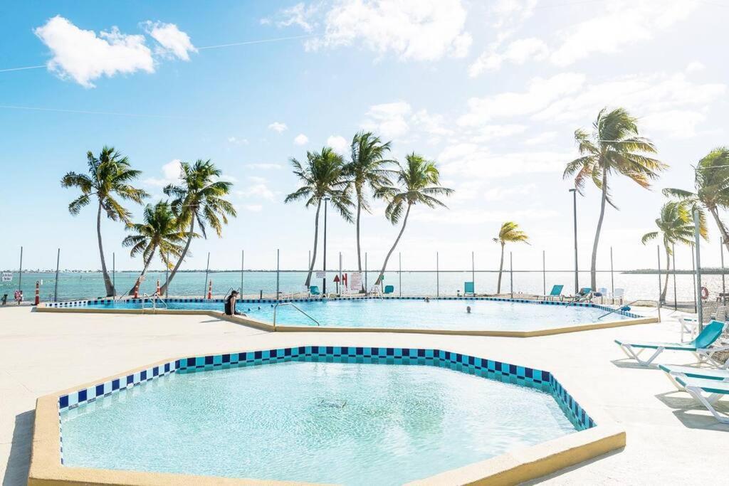 Villa Oceania... Water Front Retreat ~